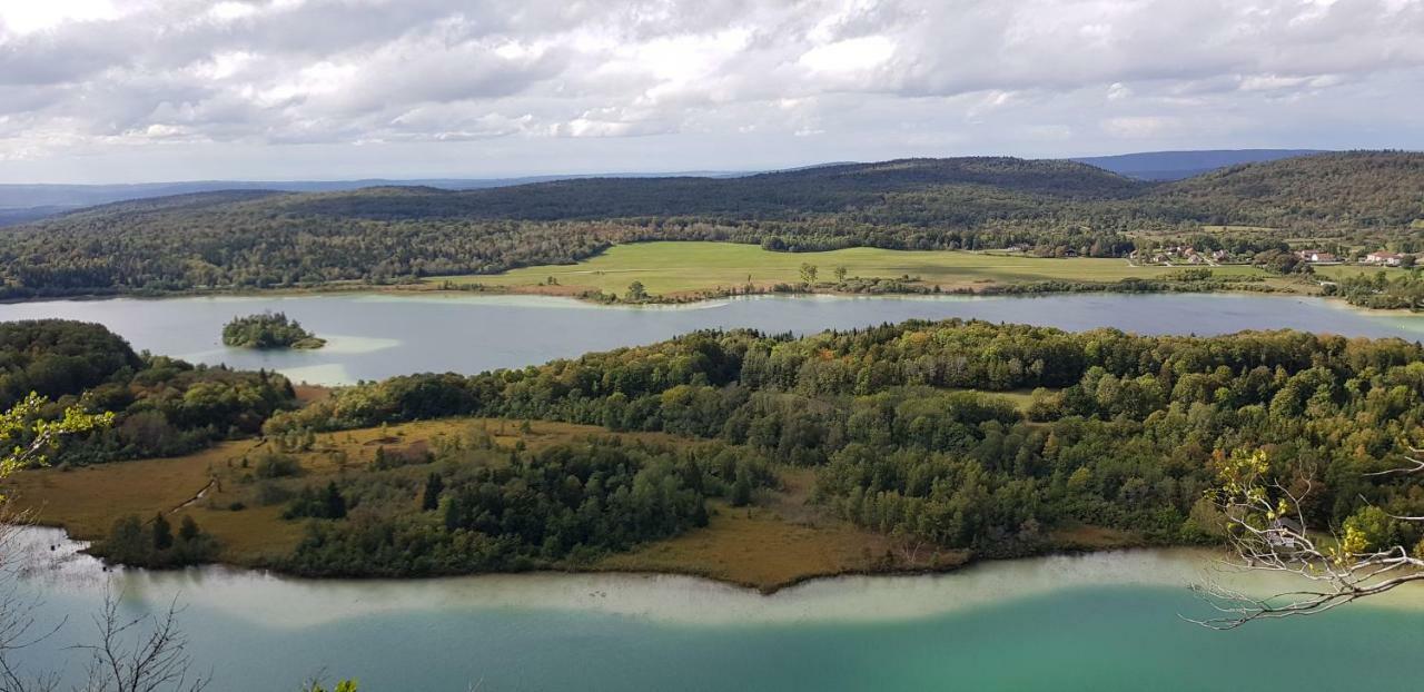 Le Jura En Toutes Saisons Piscine, Spa, Location Vtt, Balades 2Cv, Climatisation Bonlieu Exterior foto